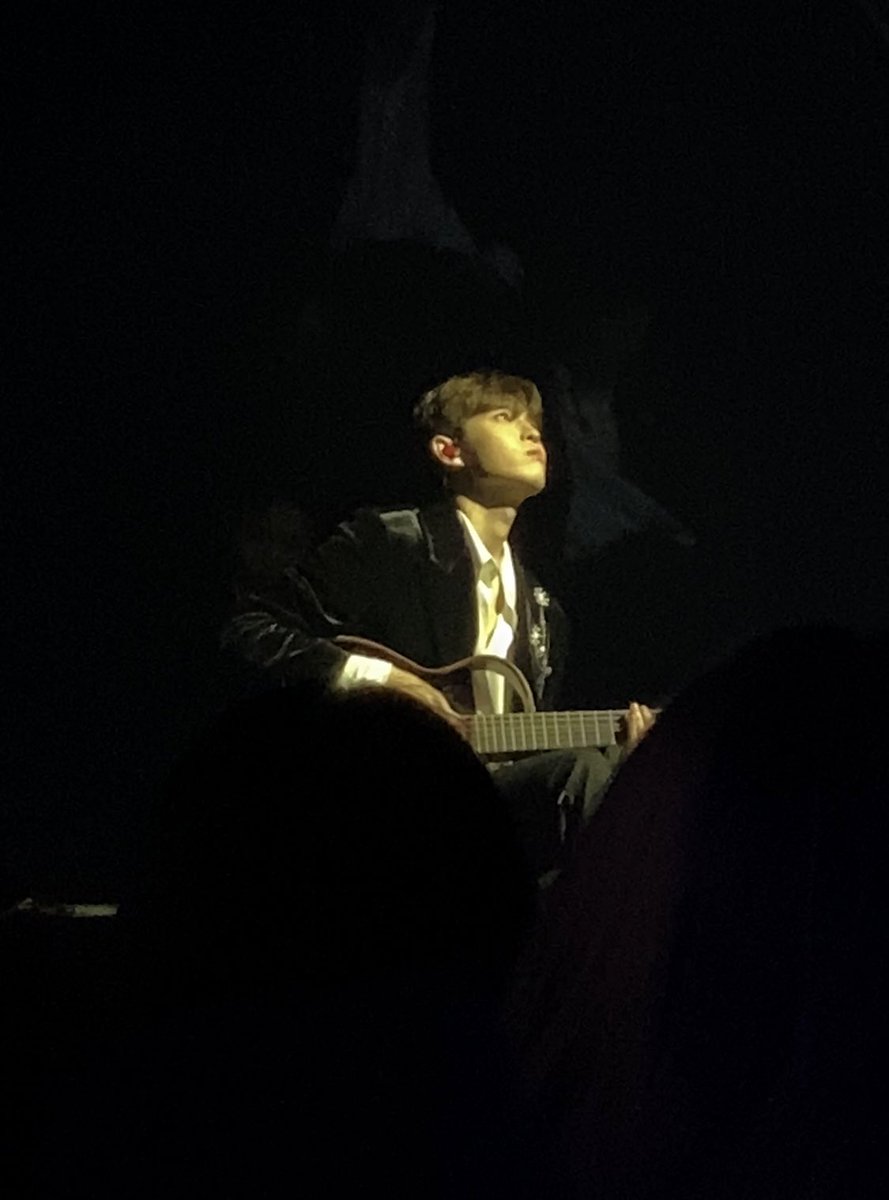 otwochill's tweet photo. ( ＾◡＾)🤳 ⇢👩🏻‍✈️⇢ ( ´༎ຶㅂ༎ຶ`)
#김재환 https://t.co/i3yrJKd9VV