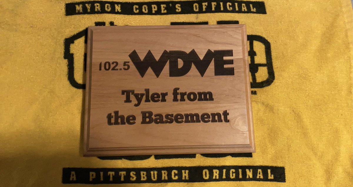 Revak12's tweet photo. @StanLoveTheShow @CharlieBatch16 I guess I am official now! #TylerFromTheBasement #SteelersPostGame #WDVE #MerryChristmas https://t.co/H2OLocLAyK