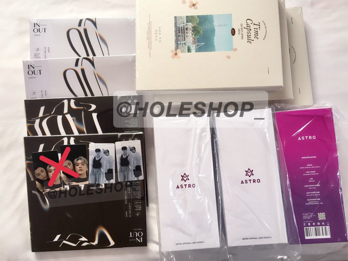 🌟พร้อมส่ง🌟
🍁 Photobook Time capsule ไม่แกะ
🛒 1,890฿ เหลือ 1
📮 แฟลช 120

💜 แท่งไฟ Ver.2 หมด ❌

🖤 อัลบั้ม มุนบิน+ซานฮา IN-OUT
🛒 650฿ (+การ์ดสเป applemusic) ไม่แกะ 
⚠️ เหลือ ดำ1
📮 60/80

#ASTRO #ตลาดนัดastro #อะโรฮ่าเซ็นเตอร์ #อะโรฮ่าเซนเตอร์