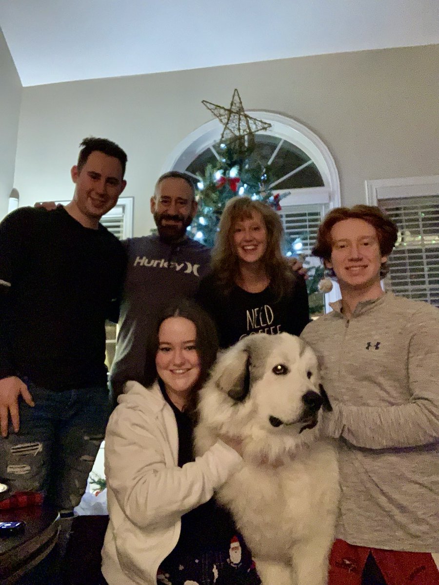 CBousada's tweet photo. Merry Christmas to all❤️ https://t.co/9f5TKkDXDv