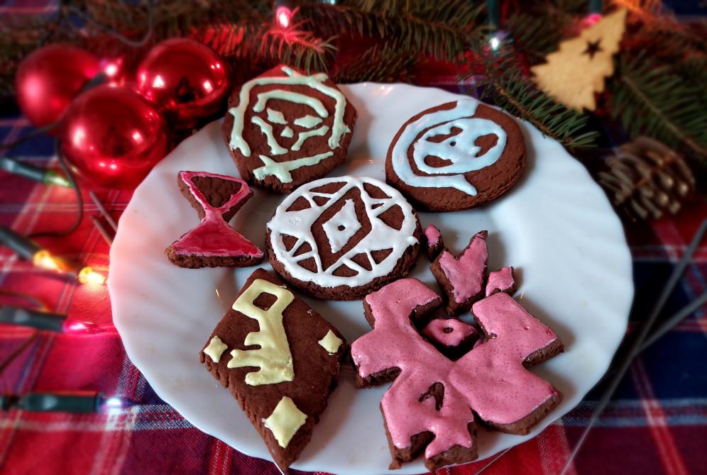 MrGhostWP's tweet photo. I made some logos from gingerbread.
@SeaOfThieves #BeMorePirate https://t.co/InHhwQnyux