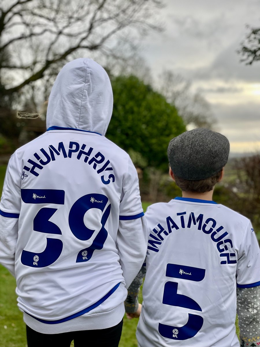 Now then lads - @HumphrysStevie @JackWhatmough3 merry Christmas!  

Please don’t leave in the January window or there’ll be tears in the Taylor household! #wafc