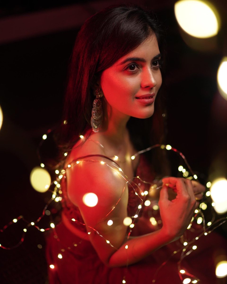 Actor_Amritha's tweet photo. Merry Christmas 🎄❄️ https://t.co/9K6biulkmx