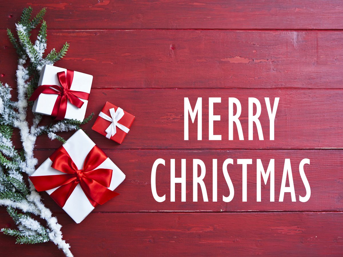 Csinghass's tweet photo. Happy holidays to you and yours. #MerryChristmas #SeasonsGreetings https://t.co/m5hHSH5DSw