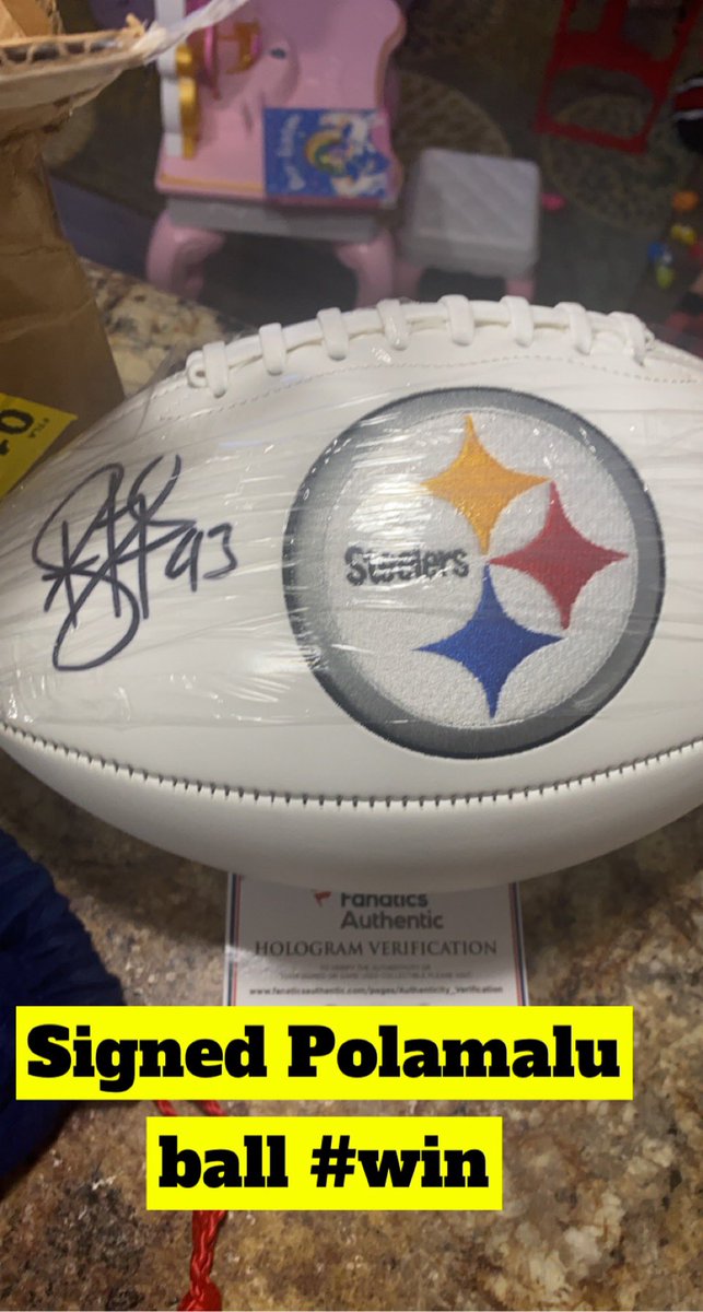 ChrisPhillips09's tweet photo. Signed @tpolamalu ball #HereWeGo https://t.co/o591nyoJVL