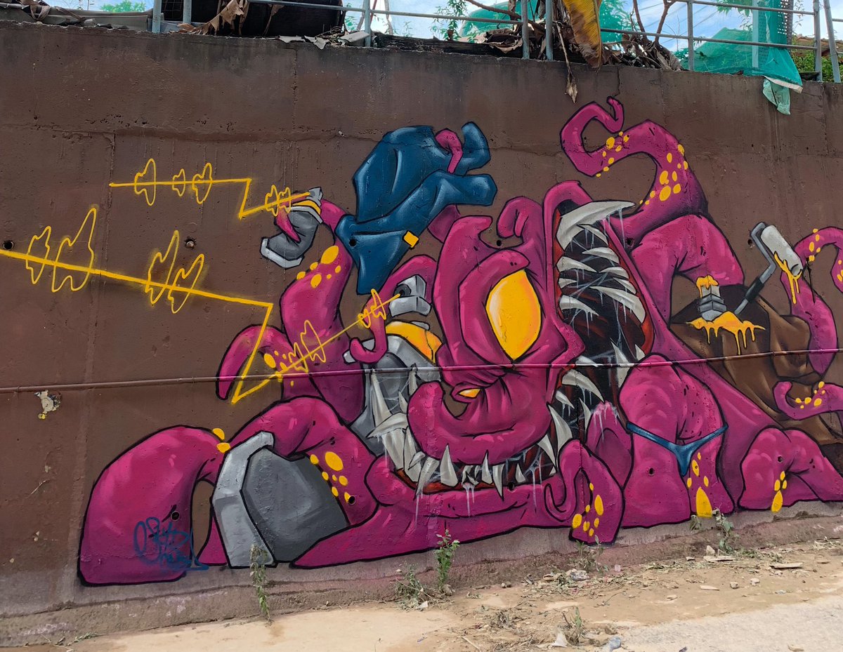one_skyd's tweet photo. Krakenn invasion #graffiti #graffitimalaysia https://t.co/jXvIKtBLS6