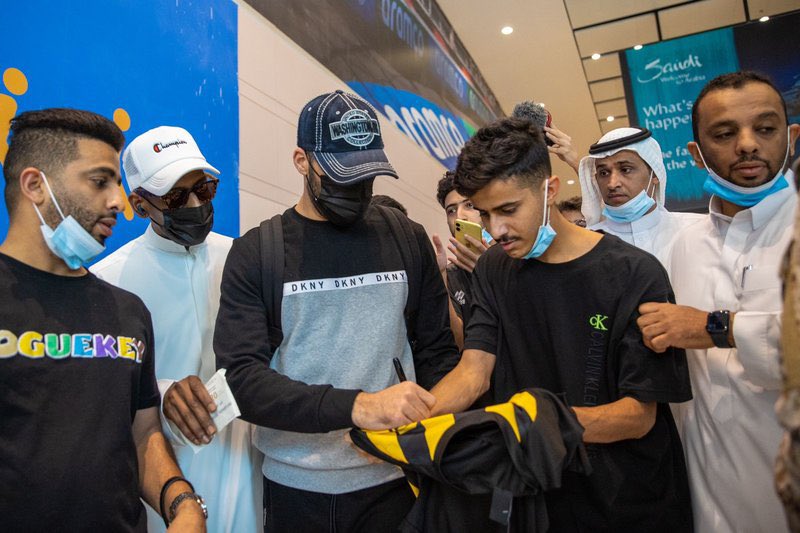 sabqorg's tweet photo. بعد انتهاء علاقته مع #النصر.. "حمدالله" يصل #جدة للانضمام لـ #الاتحاد.

https://t.co/z15m5t7i3E https://t.co/zA37DkMShR