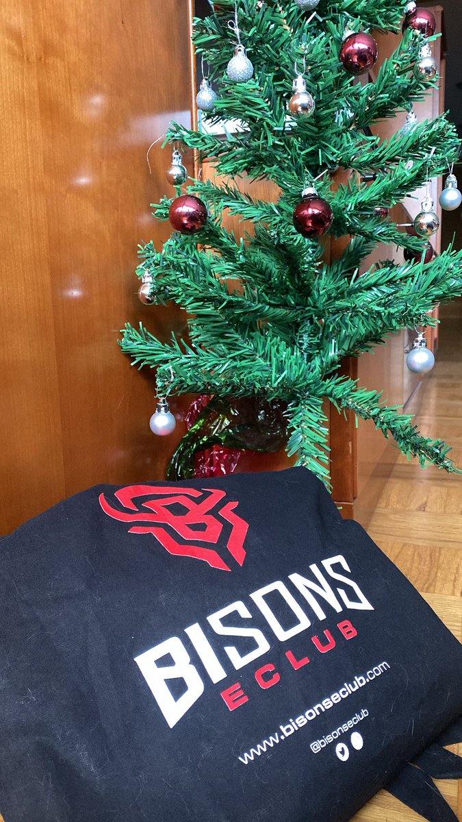 BISONS ECLUB tweet media