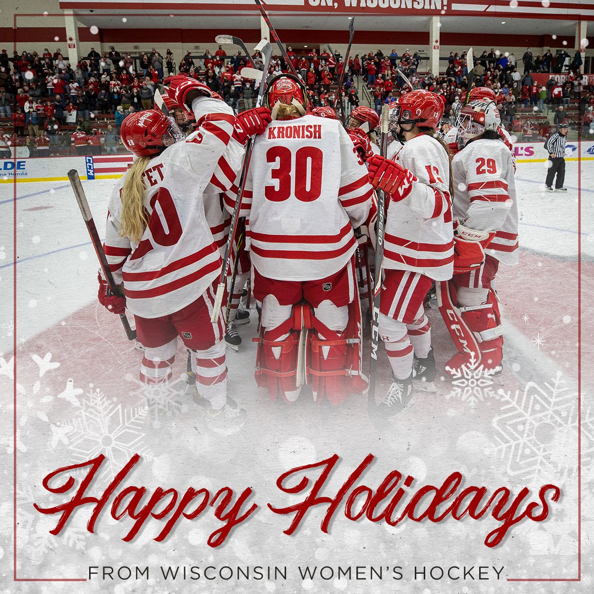 BadgerWHockey's tweet photo. From our squad to yours, Happy Holidays!

#Badgers || #OnWisconsin https://t.co/r2Zd2h0s4J