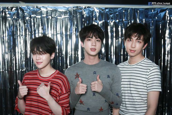 hourly vminkook ʚїɞ tweet media