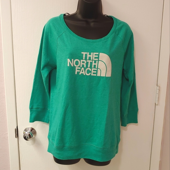 queenwillstar's tweet photo. So good I had to share! Check out all the items I'm loving on @Poshmarkapp #poshmark #fashion #style #shopmycloset #carhartt #rebeccataylor #thenorthface: https://t.co/D6Hi93FEMw https://t.co/mSoeIQX5a6