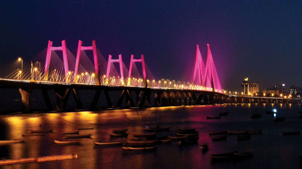 Mumbai is all Lit Up.... 🤩😍

#BandraWorliSeaLink #Mumbai