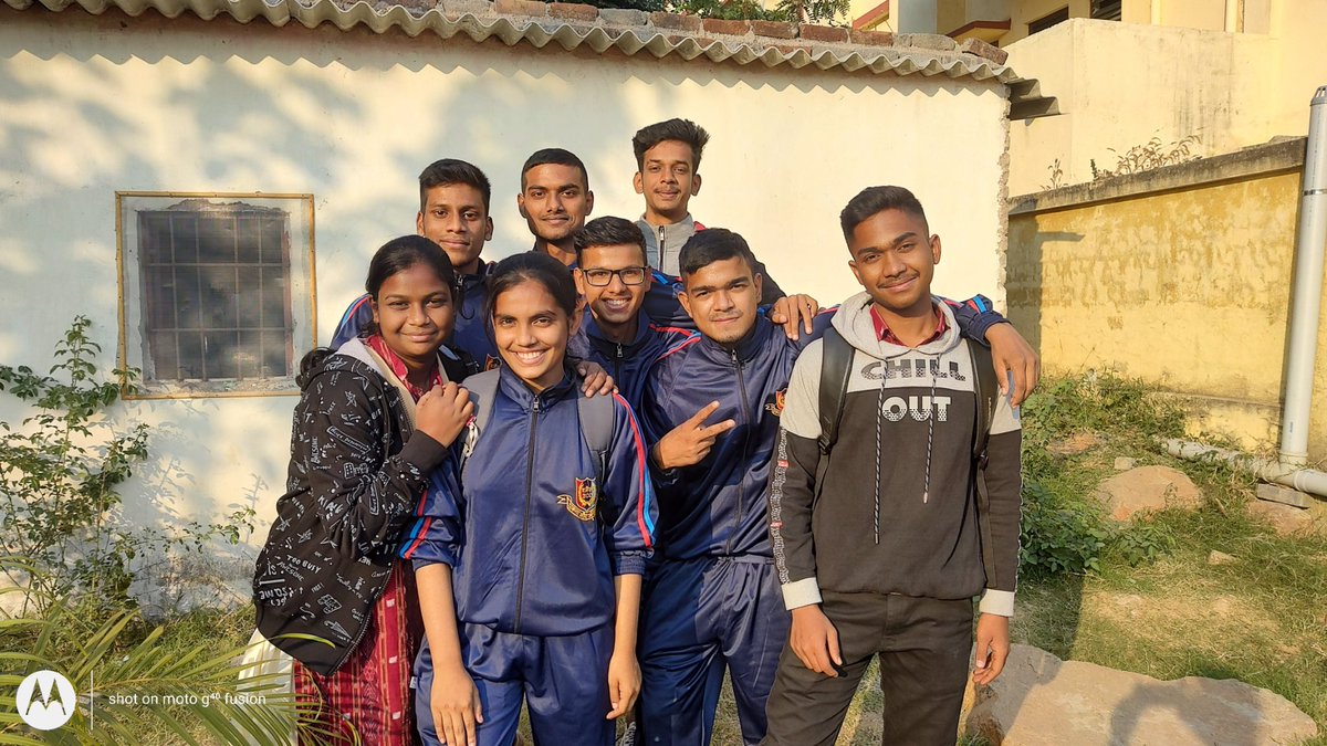 dash_premnath's tweet photo. Navel NCC  Cadets of GMU 4(o) Navel Ncc bhabanipatna unit Sambalpur Group to donate the woolen clothes in the Kalpataru orphanage Hirakud,Odisha

#NationalCadetCorps 
#NavelNcc
#gmustudent https://t.co/mjZObZqHhD