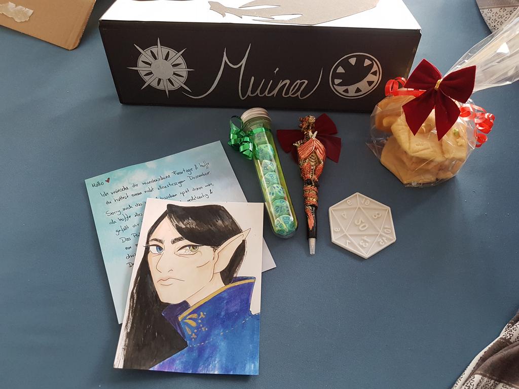 Roguetainment's tweet photo. Danke dir @AzzyBunbun für das wundervolle #DnDWichtel Geschenk! 💕 Ich hab mich riesig gefreut über alles ☺
Und der Ordner: just perfect! ❤
DANKESCHÖN! 💖😭 https://t.co/Qe8Jv9K3Jd