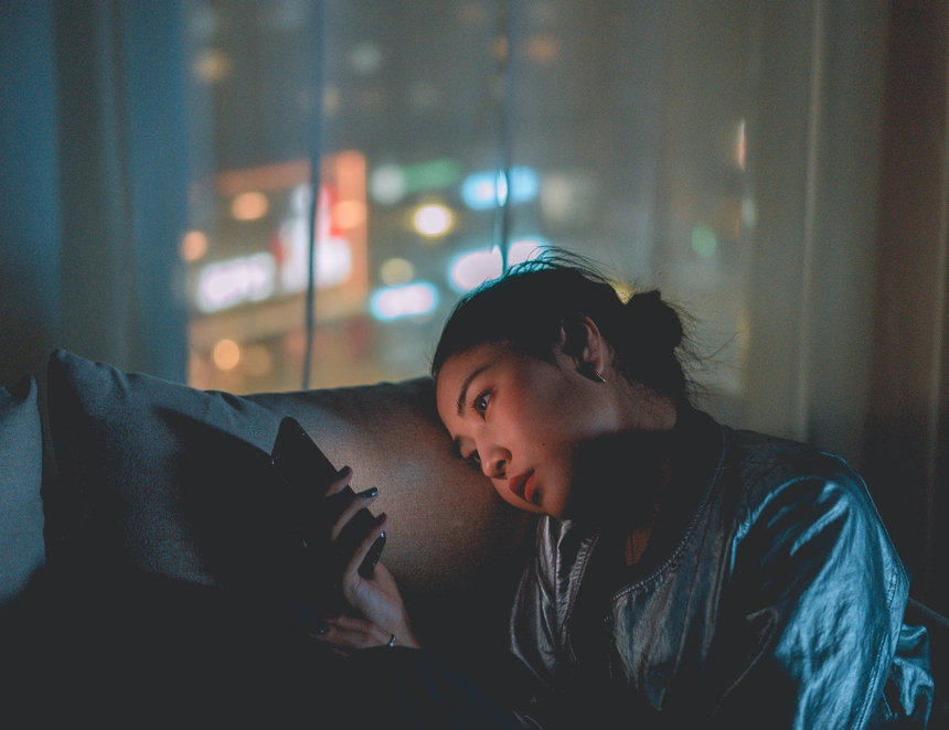 tw4018's tweet photo. Young Chinese people struggle to find a cure for insomnia
For those who often toss and turn at night in China, they can look to an online sleep service, where the staff will chat and help them fall asleep.
#Entertainment https://t.co/932CWXy6LX