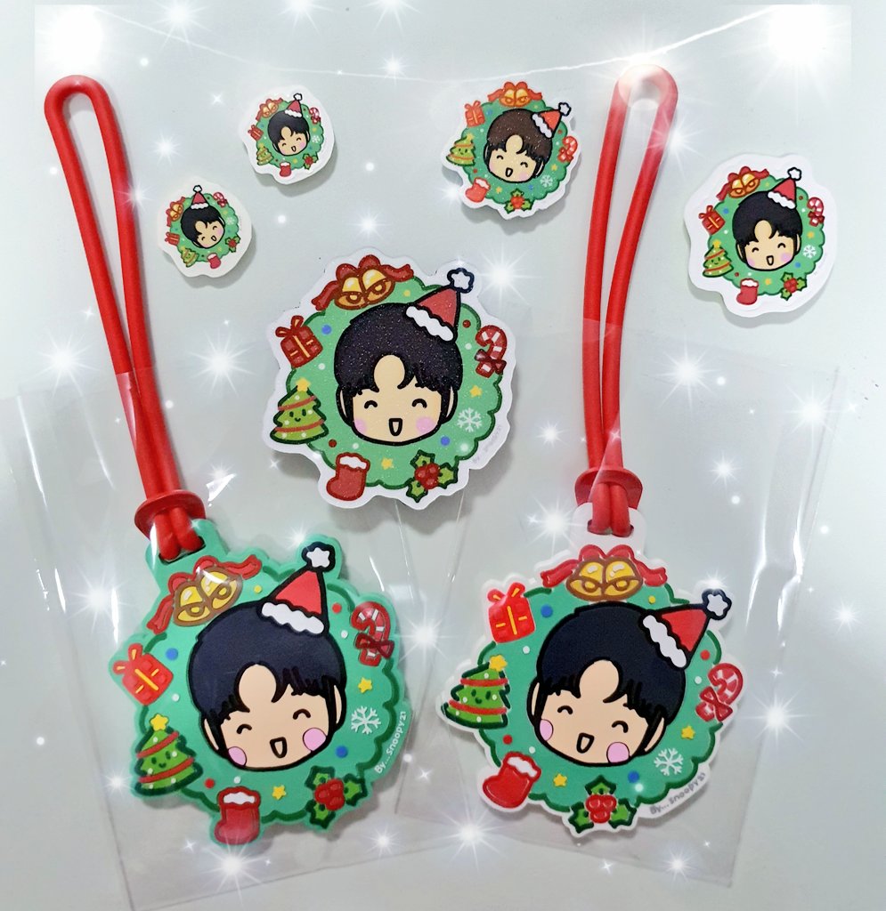 PalitIsLove's tweet photo. 🎅🎄🎁 Merry Christmas 🌟❄☃️
ขอให้ 7️⃣0️⃣2️⃣ ความสุขทุกๆคนนะคะ

🎅 แจกแทคเป๋าซานต้าพิค 2 เซต 
( set : nt mn stk อย่างละ 1 ค่ะ)
🎅 รีทวิต+รีพลาย ซานต้าพิค
🎅 ติดแทค
@peckpalit 
#ChristmasParty702
#เป๊กผลิตโชค #PeckPaLitChoke https://t.co/5IYb2AesS3