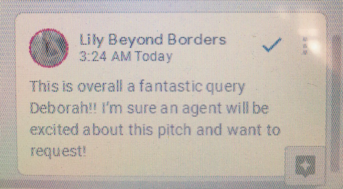 PetiteDeborah's tweet photo. Many thanks to @LilyMehallick for offering to review my query letter. There’re areas that needed some twitch n’ snip. However, ✨a paragraph of encouragement goes a long way✨🙌🏻💪🏻🙌🏻🤞🏻🤞🏻
#WritingCommunity #Writers #englishismysecondlanguage #writingadvice #MerryChristmas2021 https://t.co/txFkhXE0Vp