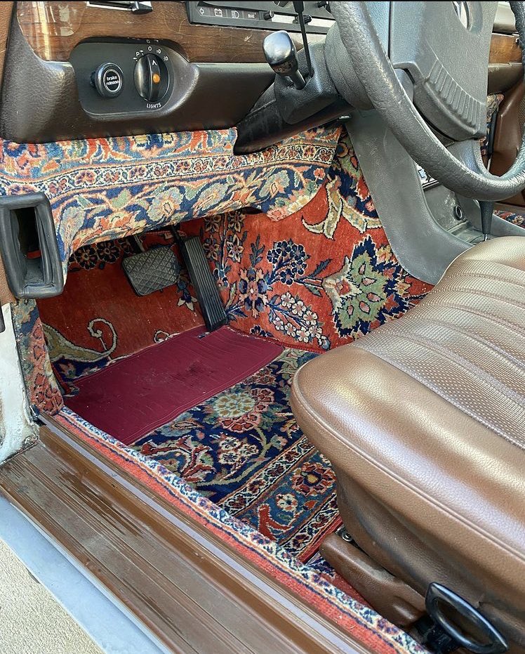 0xKayz's tweet photo. Pimp my ride but make it Arab https://t.co/u0zJ6n0eq2