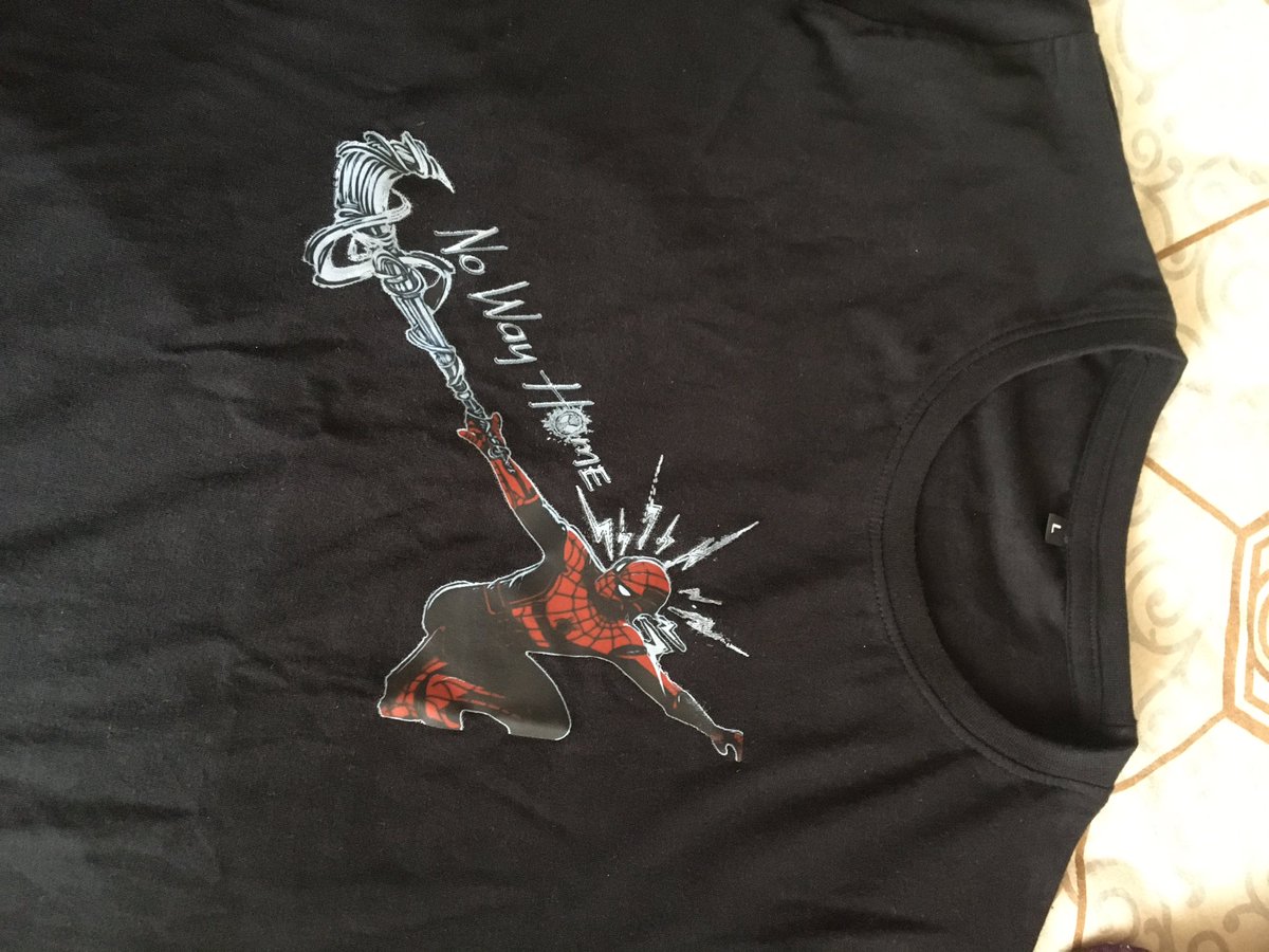 nothatali's tweet photo. This T-shirt got delivered a day after I  watched #SpiderManNoWayHome guess I’ll have to go watch the movie again for the 3rd time 🤭 https://t.co/moJHdGkAXG