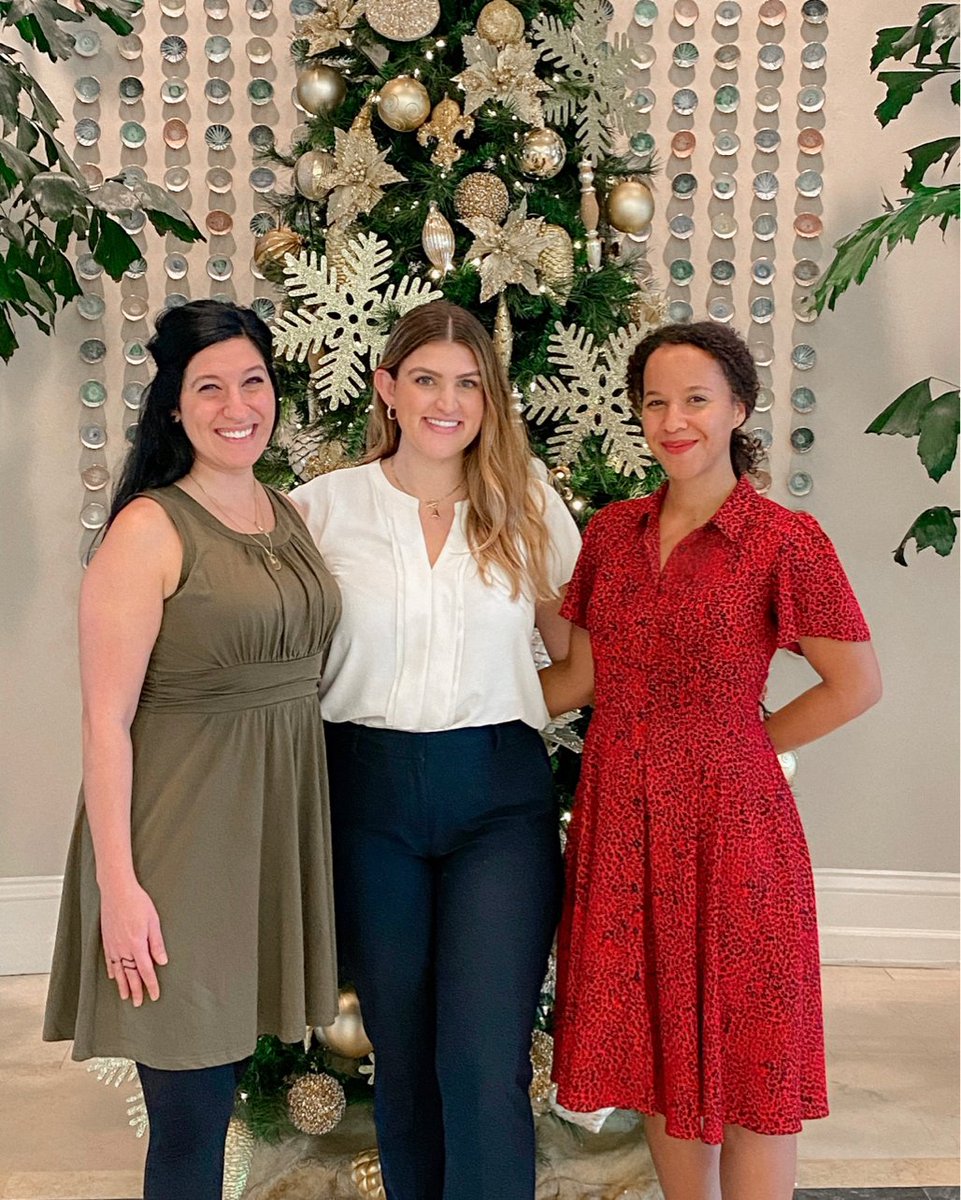 RosePestTweets's tweet photo. Merry Christmas from the #BugGirls! We accomplished so much this year and we canโt wait to see what next year brings ๐โจ #womeninscience #womeninbusiness #merrychristmas #girlpower https://t.co/nzVYouIxq1