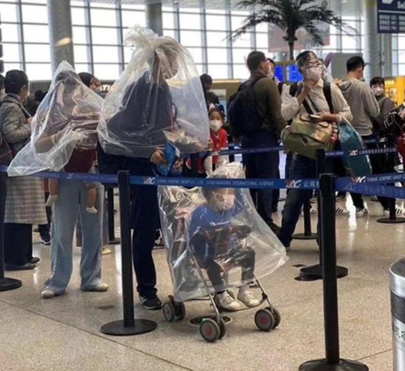 Et je vous présente la famille Plastiques 🤣