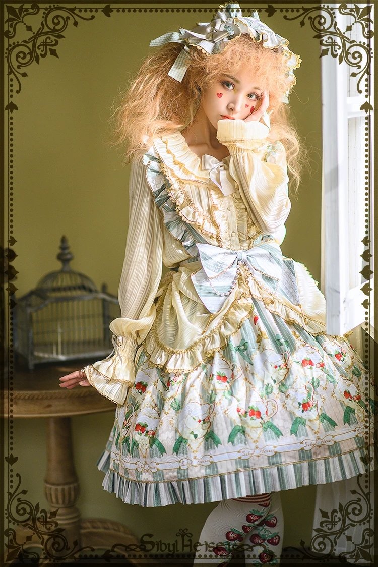 SibylHeisei's tweet photo. 中国のロリータファッションブランド平成魔女（Sibyl Heisei）ブランド
創立五年目
記念キャンペーンが開催決定🎉
抽選で1名様に【フルーツティーJSK】をプレゼント✨

【応募方法】
1⃣@SibylHeisei  をフォロー
2⃣こちらの投稿をRT
〆切 2022/01/31 23:59まで
#ロリータ #lolita #かわいい #甘ロリ https://t.co/CbzX6muoJR