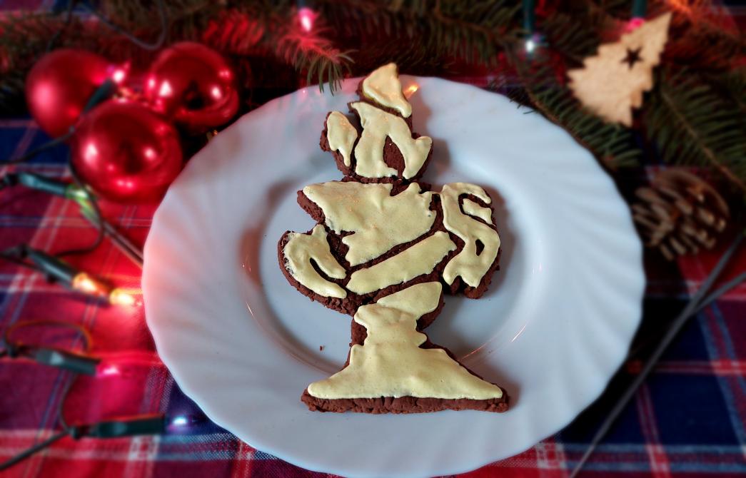 MrGhostWP's tweet photo. I made @NotoriousArena sail logo from gingerbread.
Merry Christmas to NAL community!
@SeaOfThieves #BeMorePirate https://t.co/lmAFScLocX