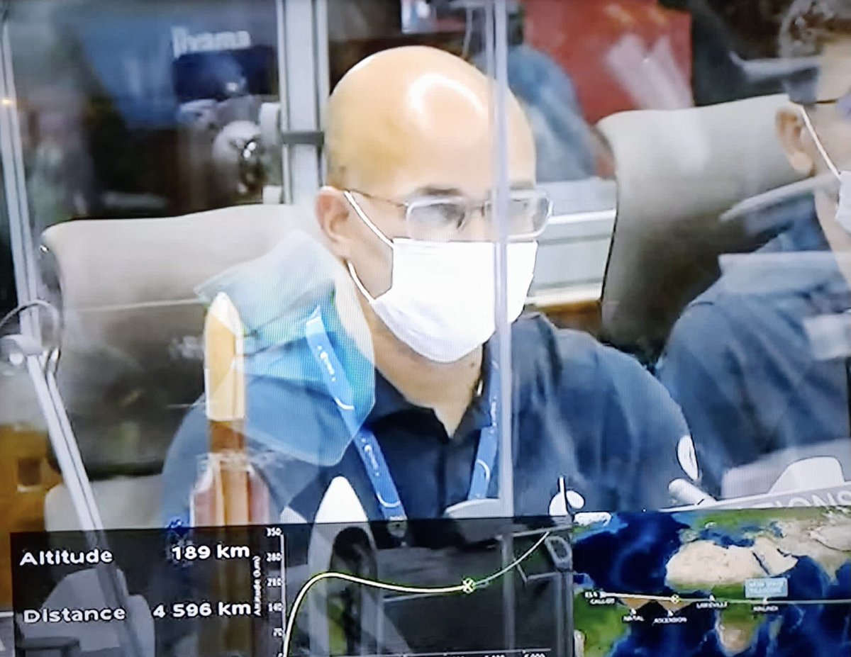 chefocom's tweet image. Pues ahí me tenéis.
En sábado, festivo, y lanzando cohetes al espacio desde la NASA - National Aeronautics and Space Administration.
😉🤣
#parecidosrazonables