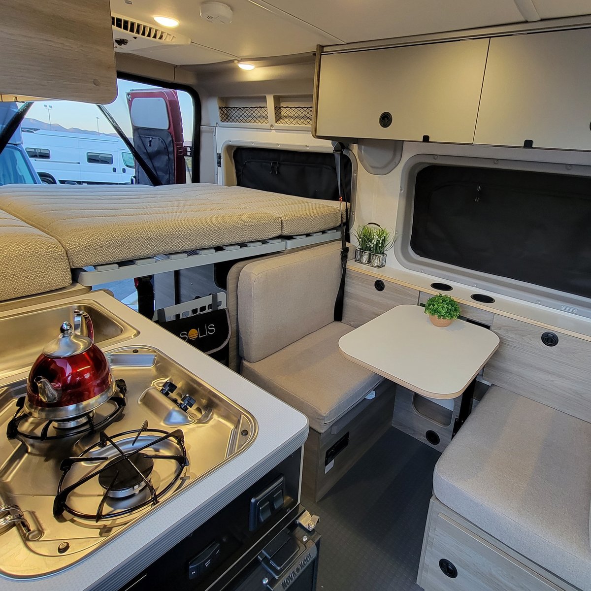 nirvc's tweet photo. Wishing a Merry Christmas to you and your loved ones! This Christmas, get just what you have been wanting- The Perfect RV/Camper! Featuring this awesome Coach available from our Vegas Location! 
#NIRVC #RVing #Christmas #RVCelebrating https://t.co/bjVjYFQ0JD