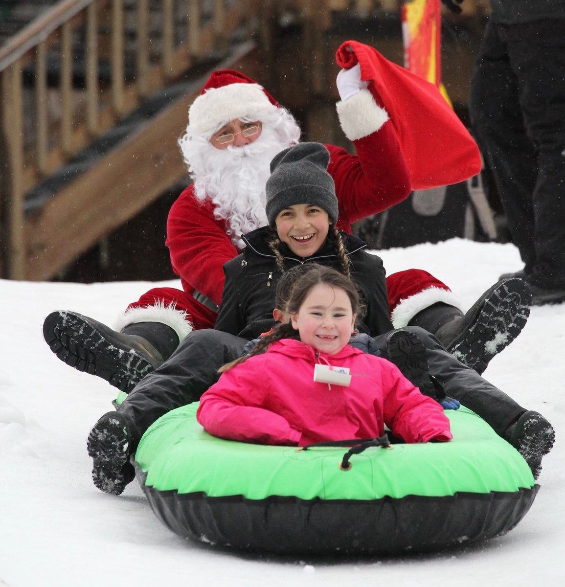 Happy Holidays from our Skibowl family to yours! 🎅 We hope you have an amazing day full of family, friends and smiles today. We are so thankful for each and every one of you that have supported us through another eventful year. Without you, America's Largest Night Ski Area w...