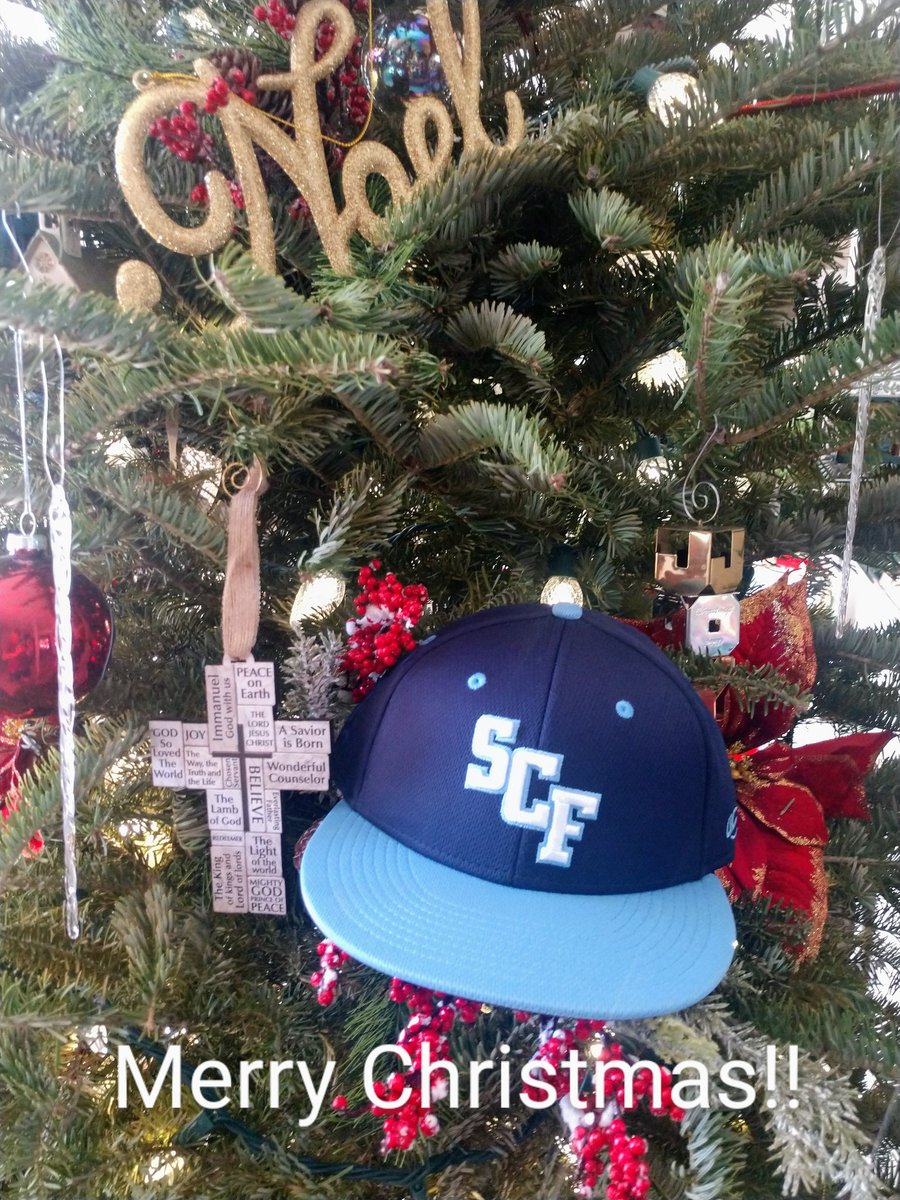 SCFBaseball's tweet photo. Merry Christmas!! https://t.co/y7lI1wHuEw