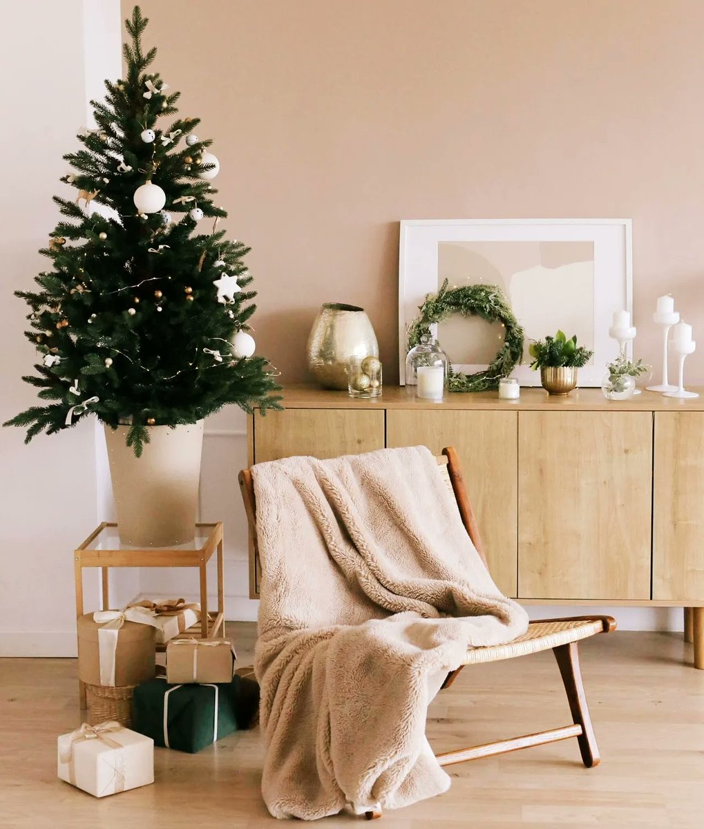 WarmThings's tweet photo. Merry #Christmas from our Warm Things family to yours! 🎅 🎄e h

We hope you all have an amazing #holiday! https://t.co/P3BP6Ob1pW