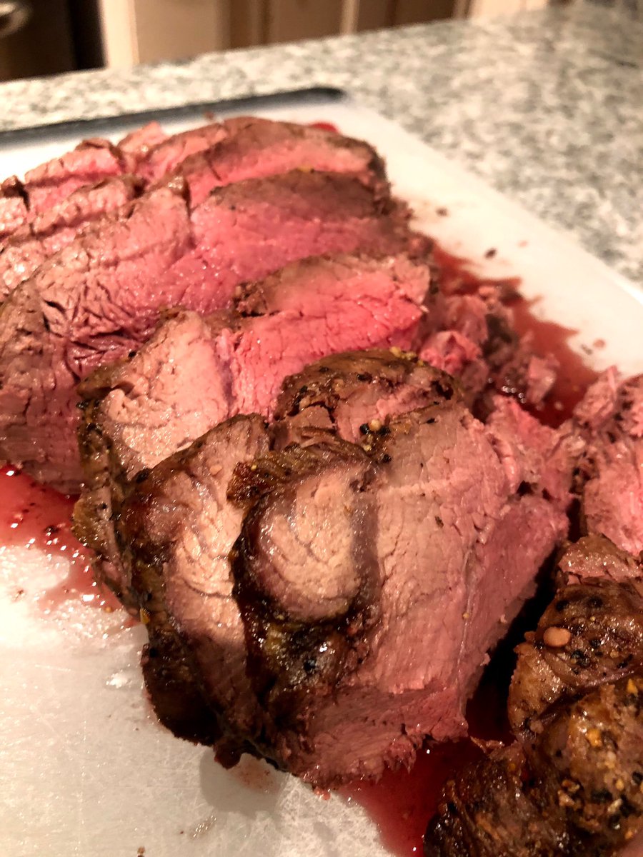 smokeboiz's tweet image. #MerryChristmas from our #bbq family to yours! May your day be filled with family and meats!