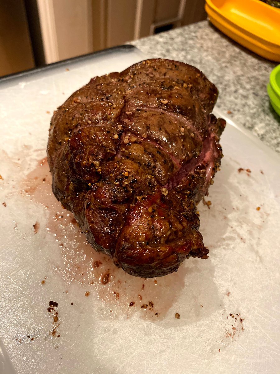 smokeboiz's tweet image. #MerryChristmas from our #bbq family to yours! May your day be filled with family and meats!