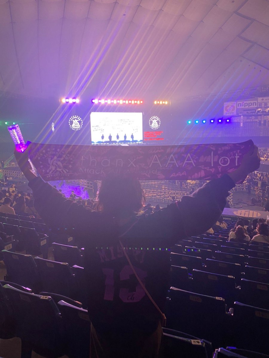 AAAyanE_'s tweet photo. AAAのツアーが終わりました。
全然実感ないよ😭😭😭
どうしたらいいのー。。。
でも、いままで777からたくさん
ツアー回れて幸せでした🙏
ありがとうございます😊
また、いつか元気で会えたらいいな🎶
 #AAAThanxAAAlot 
 #AAA15年と1年ありがとう 
 #AAA https://t.co/Yh30HWU2J9