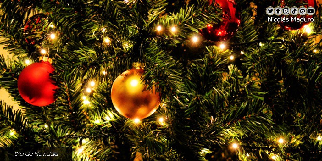 NicolasMaduro's tweet image. ¡Llegó el Niño Dios! El pueblo celebra esta fecha especial en unión y fraternidad. Vamos a compartir y disfrutar estas tradiciones junto a nuestros seres queridos, con la alegría que nos caracteriza. Que el ejemplo humanista y amoroso de Cristo nos acompañe siempre.