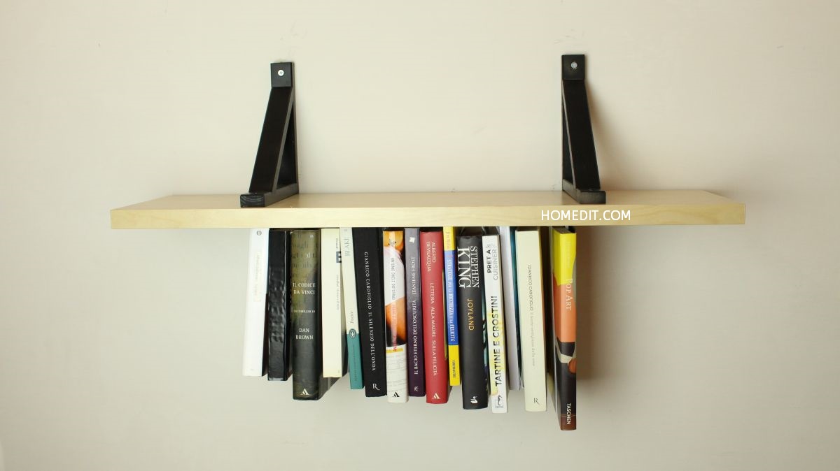 ShardeNix's tweet photo. Not only can you make these #DIY bookshelves on your own but they also are unique designs. #homestyle  https://t.co/yPlRllOnNq https://t.co/NW0xothu3a