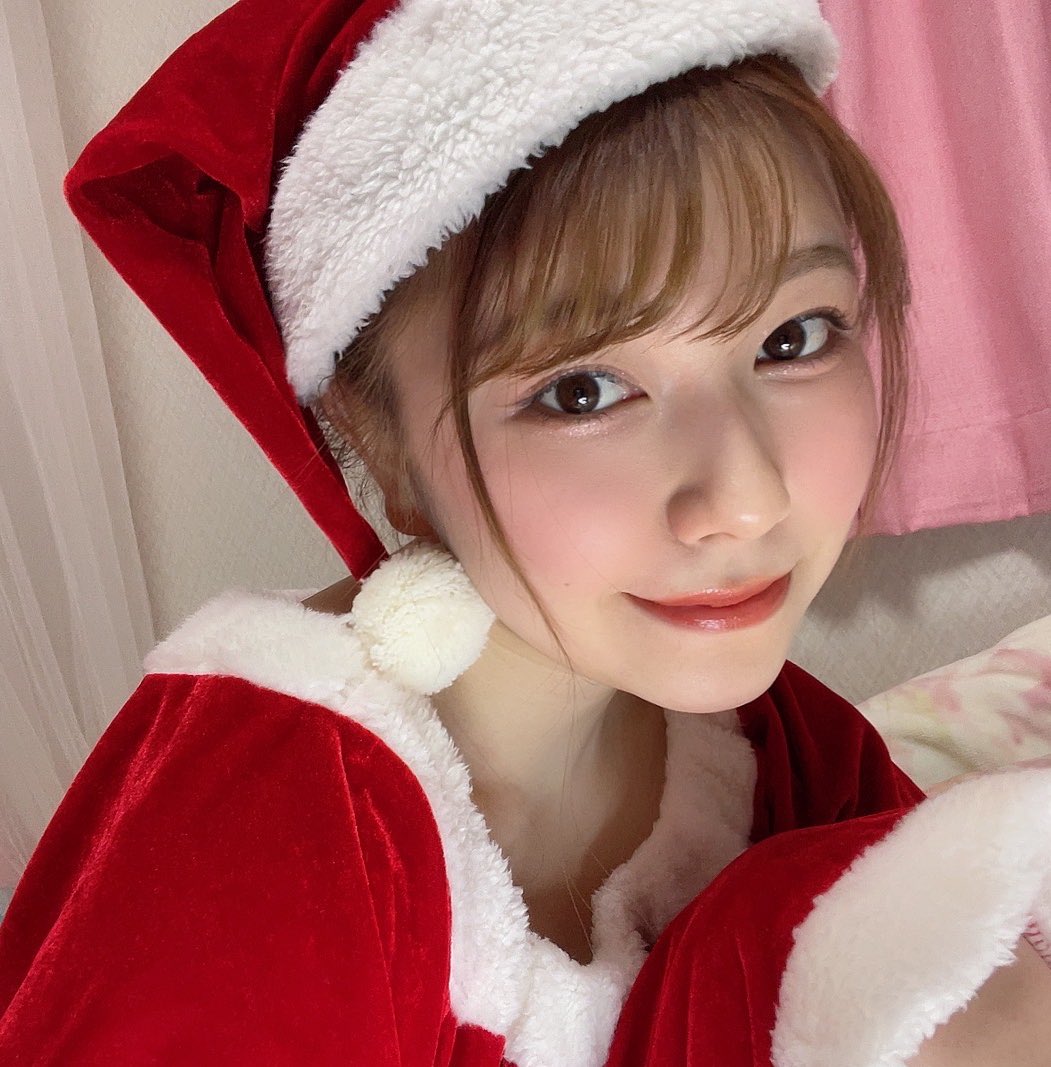 __asuchan__'s tweet photo. 滑り込みメリクリ〜！！🎅🎄⛄🎁
イブもクリスマスもバイトだったよー！！🌟

今日はお寿司屋さんとスーパーではしごしたよ！
来年はクリスマスパーティーでもしたいな😚

バイト先の人にプレゼントいっぱい貰えたから
嬉しかった〜🥰🥰🥰 https://t.co/VgMdaYwuXr