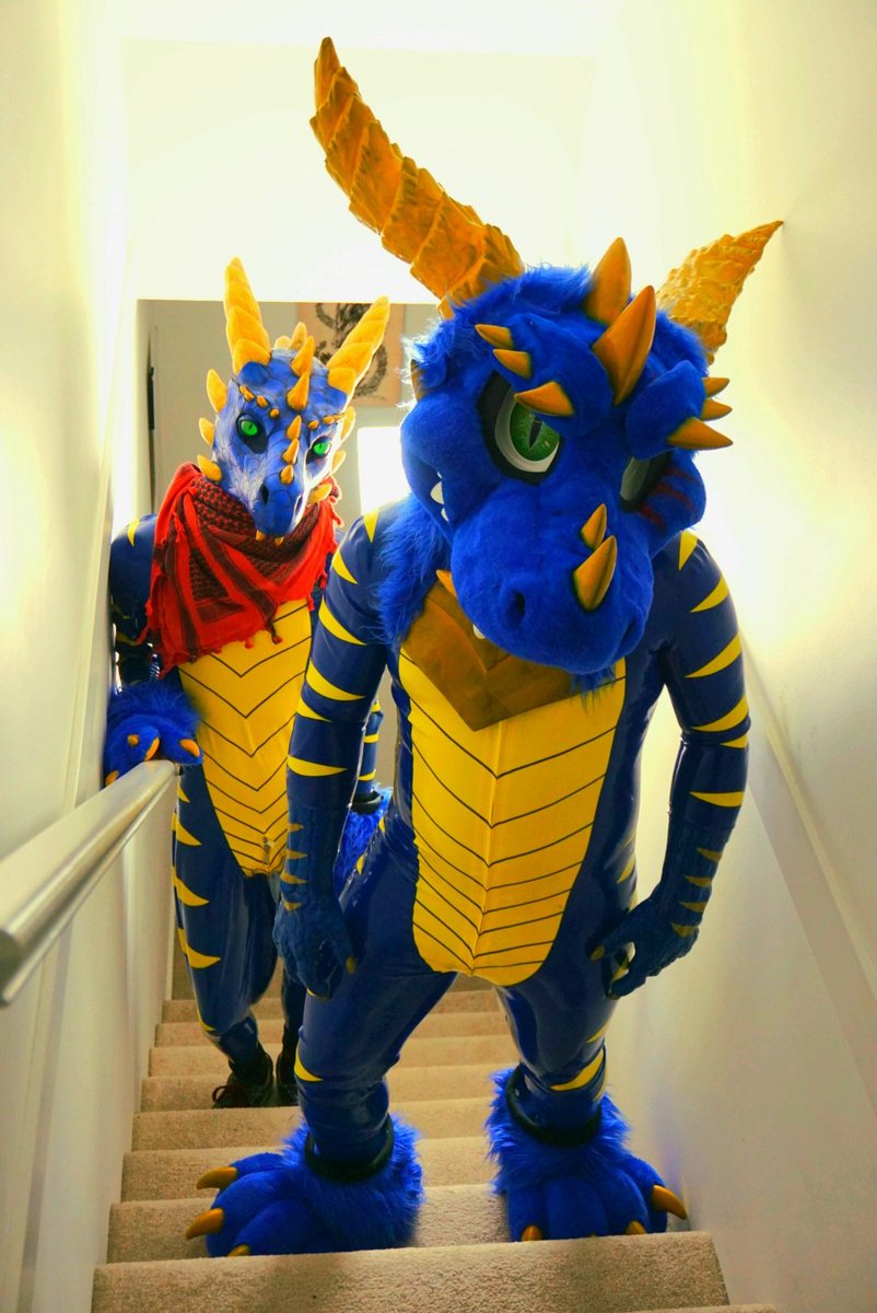 LatexFelkin's tweet photo. Wait why are there two?... 🤔 

#Latex
#LatexDragon https://t.co/RNCBCv0O5g