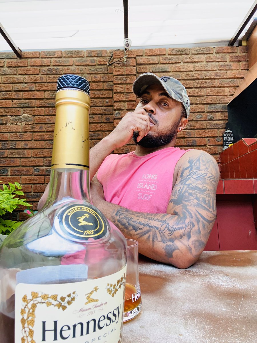 Daddy Lewa tweet media
