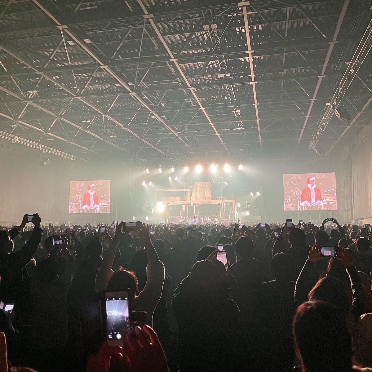 yuuoor1's tweet photo. 一郎サンタからのプレゼント🎅

最高やん❤️

#サカナクション
#アダプトツアー
#福岡参戦 https://t.co/Yqt3mH8TTg