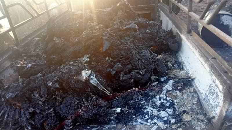 Massive killing and burning on the Christmas Eve. At least 30 civilians including children under aged arrested in #Phruso, #Karenni State were burned to death by #MyanmarMilitary. 

#WhatsHappeningInMyanmar 
#CrimesAgainstHumanity