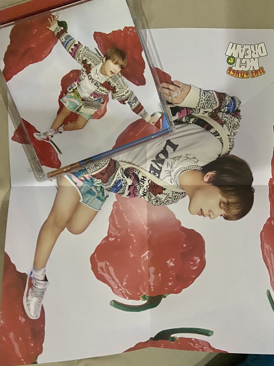 MOSHISTORE95's tweet photo. - บั้มเปล่า Hot Sauce Ver. Crazy 150
- บั้มแกะแล้ว favorite #NCT127    ของครบ 300  #TAEIL #JOHNNY #jungwoo 
- บั้มเปล่า Sticker 150 
- จีเวล ปก #HAECHAN Hot Sauce 130 
ทุกอย่างรวมส่ง 

#ตลาดนัดnct #ตลาดนัดnctdream #nct   #NCTDREAM   #ตลาดนัดอซท #ตลาดนัดnct127 #ตลาดนัดรวมด้อม https://t.co/SOYrevRscN