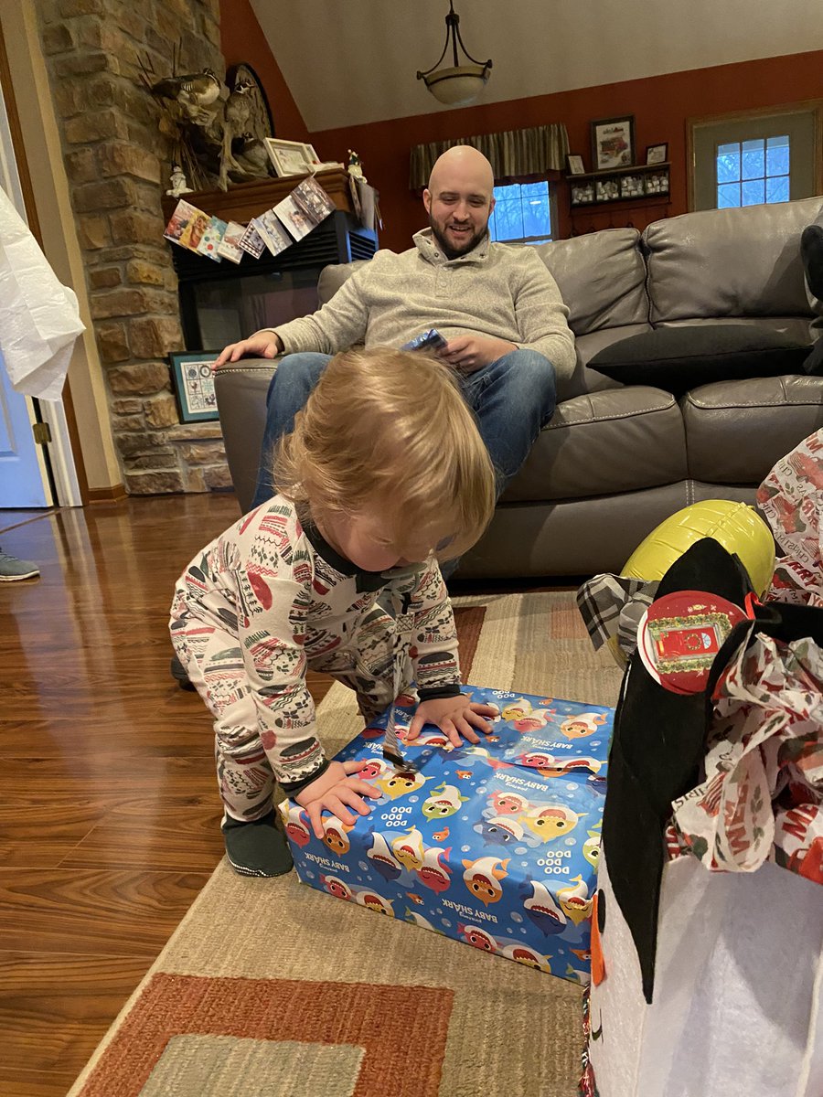 BryanH_4256's tweet photo. I always loved Christmas as a kid. I love it even more as a Dad. 

Merry Christmas, Twitter folks. https://t.co/jW3tukFZyl