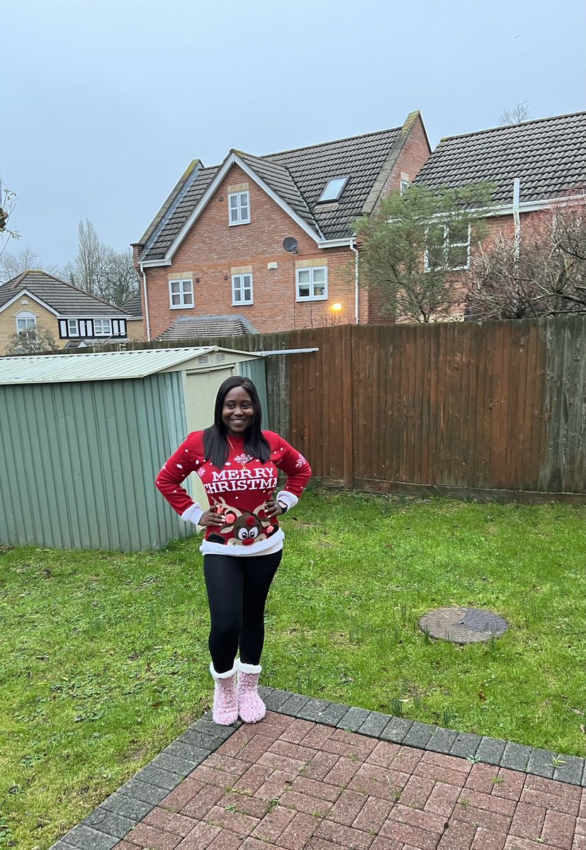 fab_ekay's tweet photo. Merry Christmas 🎄 Have a holly jolly one https://t.co/9FkWJqrHVY