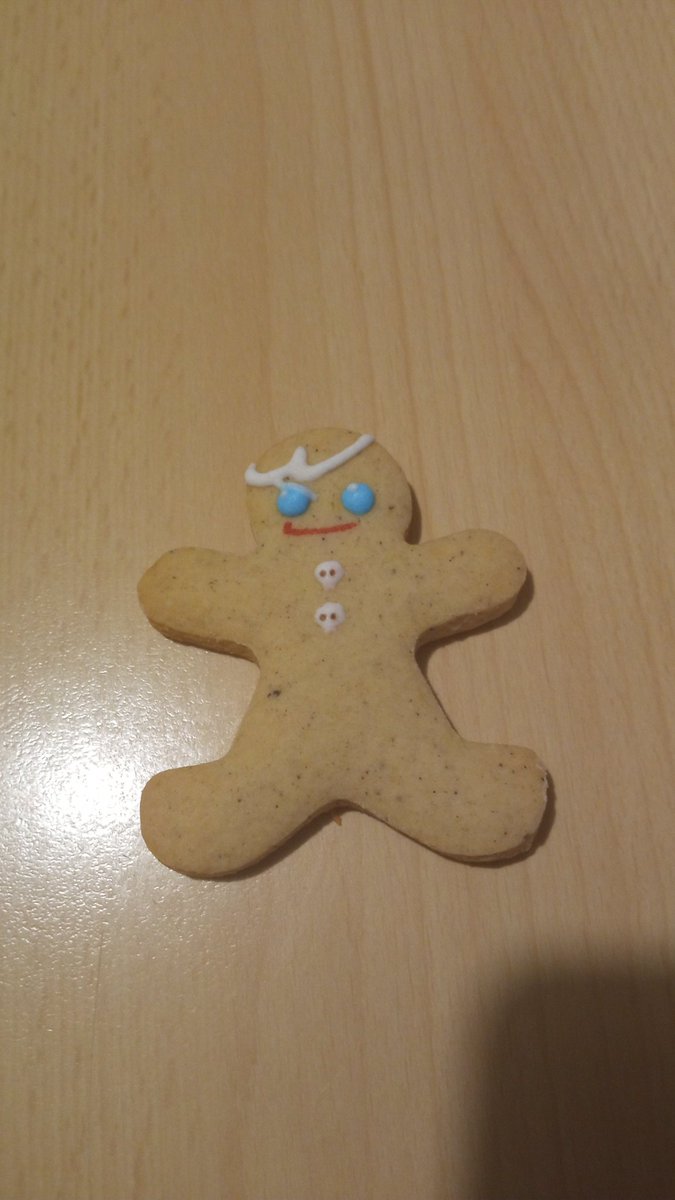 AlexPlays_05's tweet photo. Happy Holidays everyone! :D 

I made Cookie Run Kingdom cookies and I swear I will not eat them! 

[Likes and rt's are really appreciated]

#holiday #holidays #Christmas2021 #cookierun #CRK #cookierunkingdom https://t.co/BAsIlxoajy