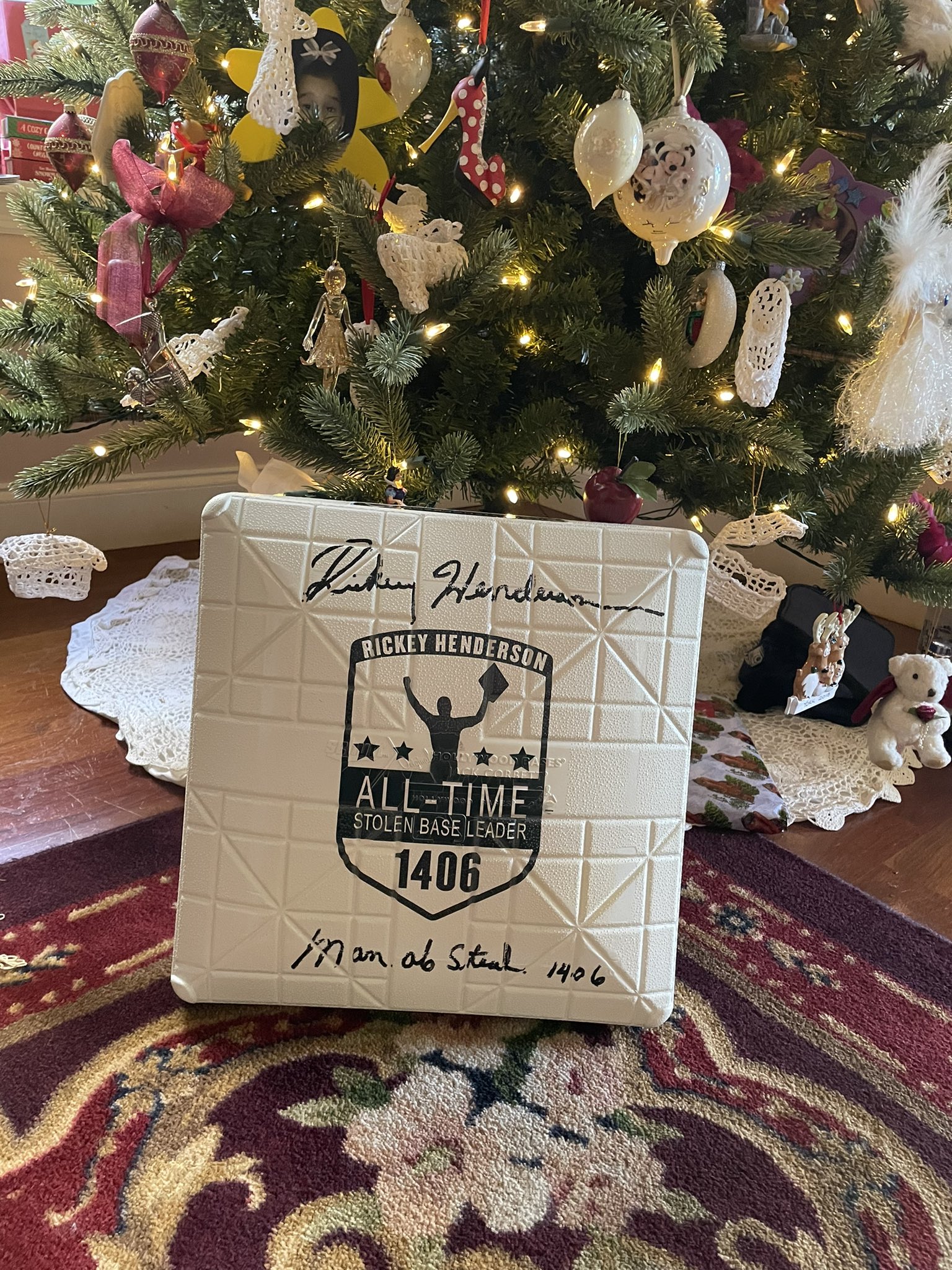 Merry Christmas to all. Happy Birthday to the Man of Steal-Rickey Henderson!

Look what was left under the tree!   