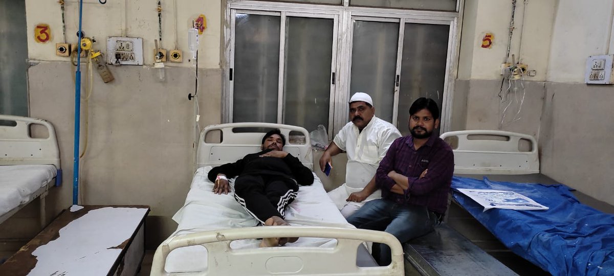 भीम आर्मी कोटा जिला अध्यक्ष अनिल बाल्डोतिया को उधोगनगर पुलिस रात 12 बजे को थाने ले जाकर बुरी तरह मारपीट करती है कारण भीम आर्मी से जुड़े होना व संविधान दिवस पर रैली‌ निकालना। <a href="/ashokgehlot51/">Ashok Gehlot</a> जी क्या संविधान दिवस पर रैली निकालना जुर्म है ?
क्या <a href="/KotaPolice/">Kota City Police</a> संविधान को नहीं मानती ?