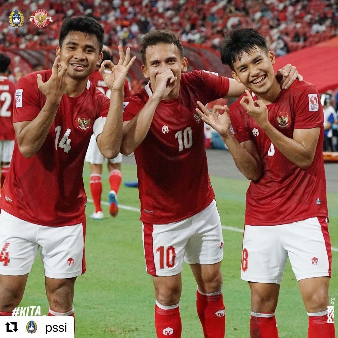 Ada yang selama 120 menit tadi juga tegang menonton semifinal Piala AFF leg kedua?

Salut untuk pemain timnas kita! Mudah-mudahan kita bisa merebut juara di final nanti! #TIMNASDAY
