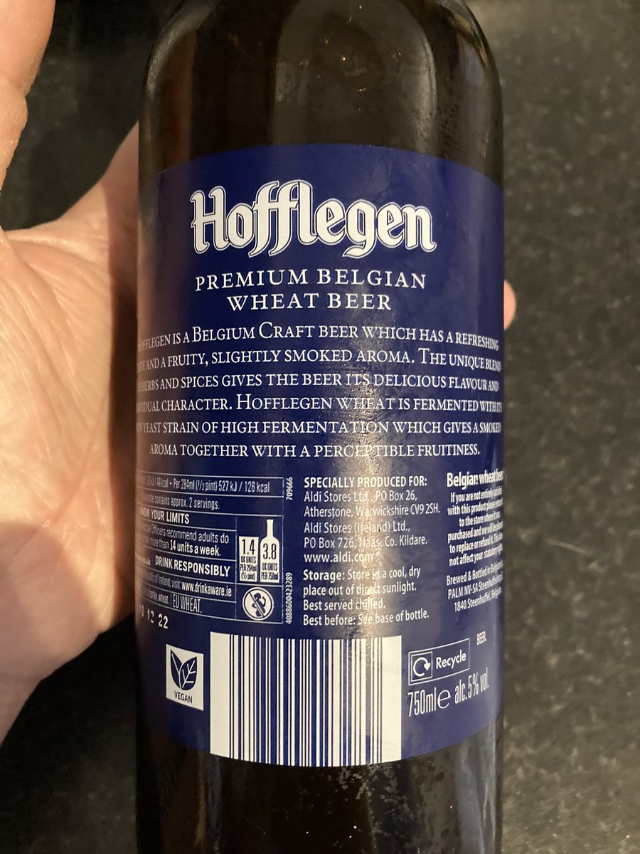 s77tux's tweet photo. Second Christmas #BeerForToday is specially produced for @AldiUK #Hofflegen Belgian wheat beer (5% ABV, 750ml) Pale gold, cloudy appearance; light floral aroma; soft mouthfeel; slight fruity taste followed by floral aftertaste. Delicious! #Slàinte #NowDrinking https://t.co/euwF3RWYGP
